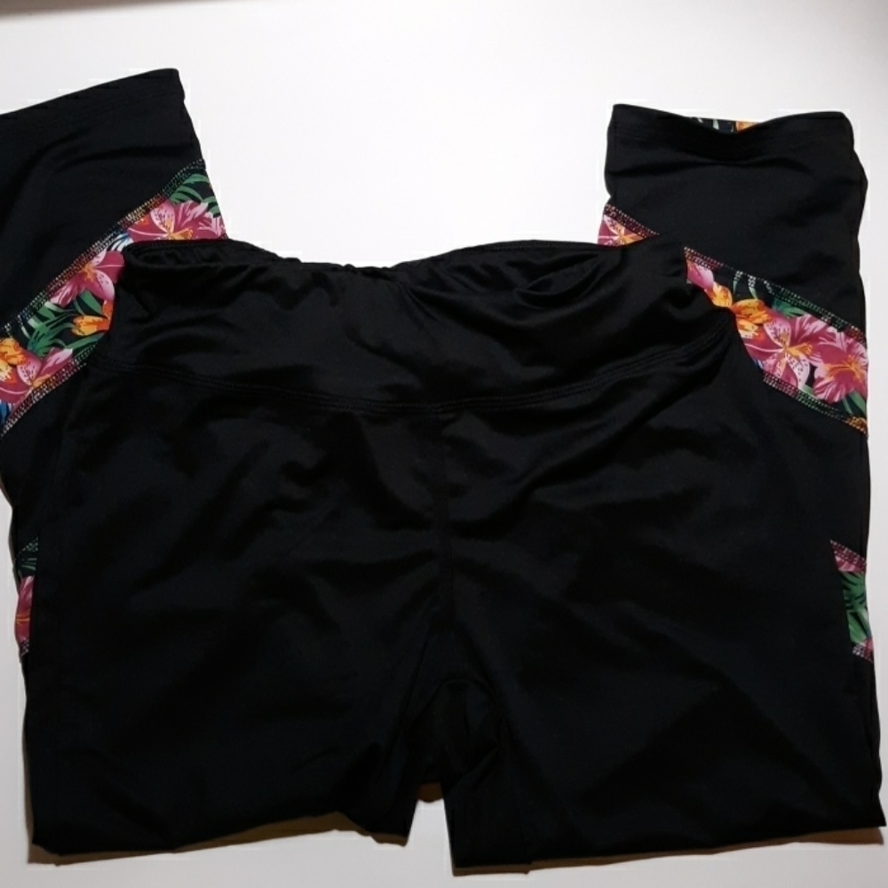 Zone Pro small athletic yoga pants